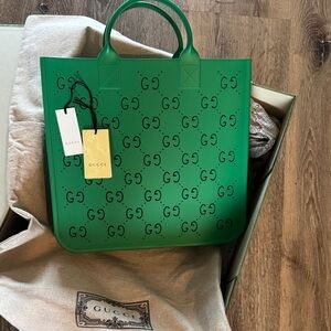 Gucci GG Rubber Tote - Green